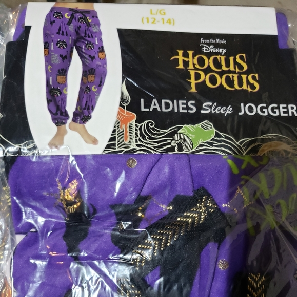 Disney Intimates & Sleepwear Disney Hocus Pocus Halloween Pajama